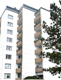 Helle und gut geschnittene 2-Zimmerwohnung mit Balkon und Tiefgaragenplatz - Quickborn (Landkreis Pinneberg)