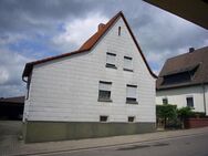 Rodalben, kleines Haus in ruhiger Straße Nähe Grundschule, 5 Zi, Wohnküche, Bad, Loggia, Terrasse - Rodalben