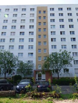 Sonnige Balkon-Wohnung mit Fahrstuhl in ruhiger Wohnlage - vermietet, ideal zum Kauf! - Berlin