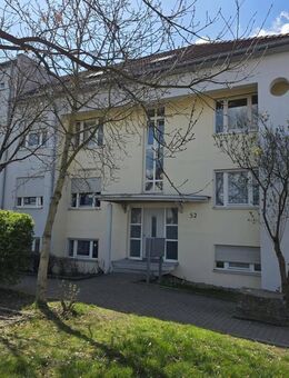 *PROVISIONSFREI* Im Herzen von Steinenbronn renovierungsbedürftige 4-Zimmer-Wohnung mit Balkon! - Steinenbronn