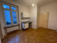 Ab sofort frei! 2-Zi-Altbau-Whg mit Kitchenette - Düsseldorf