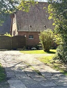 Vermietetes Bauernhaus / Alternativ 2 Bauplätze in Bad Zwischenahn-Wehnen - Bad Zwischenahn