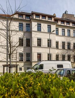 Gohlis: gemütliche 3-Zimmer-Wohnung im Dachgeschoss I frisch renoviert - Leipzig