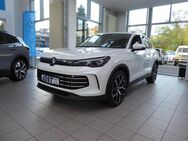 VW Tiguan, 1.5 TSI Elegance IQ-Light, Jahr 2022 - Arnsberg