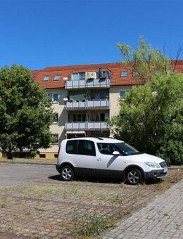 Bezugsfreie u. helle 3-Zi.-ETW mit EBK, Balkon und Stellplatz in moderner Wohnanlage in Borna- Zedtlitz....... - Borna