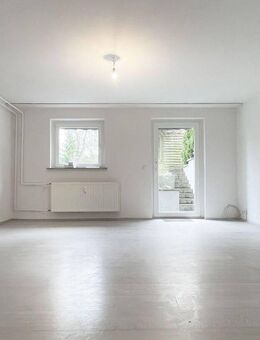 2 teilsanierte Traumwohnungen mit Option zum Zusammenlegen in Kladow - Berlin