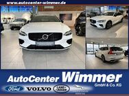 Volvo V60, T6 AWD Recharge R-Design Licht Park Winter, Jahr 2021 - Passau