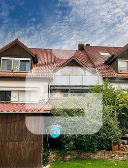 Ihr neues Zuhause im Dachgeschoss...Sonnige 3-Zimmer-DG-Wohnung in Höchstadt - Höchstadt (Aisch)