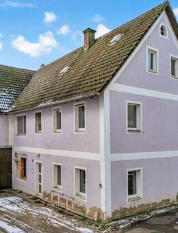 Charmantes Einfamilienhaus mit Scheune und viel Potenzial für individuelle Sanierung in ruhiger Lage - Vohenstrauß