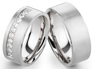 Gravierbare Edelstahlringe E141 mit Zirkonias und 8mm breit - Aholming