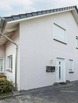 Zwei unter einem Dach - Einfamilienhaus mit Einliegerwohnung in Lübbecke - Lübbecke