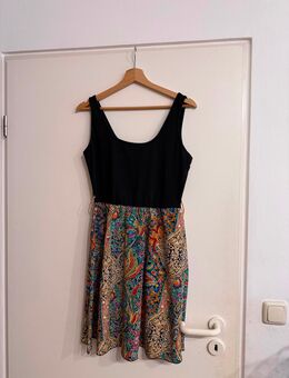 Kleid Kleider Größe M - Neusäß