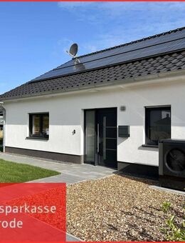 Neubau-Erstbezug: Barrierearme Doppelhaushälfte mit Carport, Terrasse, Gartenanteil in grüner Lage von Hodenhagen - Hodenhagen