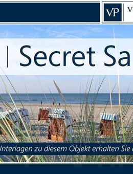 SECRET SALE - Großzügiger Walmdachbungalow mit ausgebautem Obergeschoss und Sommerhaus - Norden