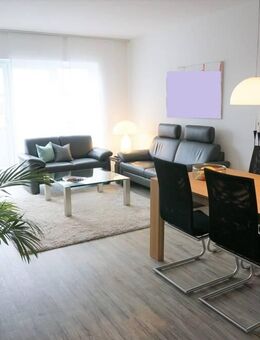 Moderne Dachgeschosswohnung mit Aufzug - Stockstadt (Main)