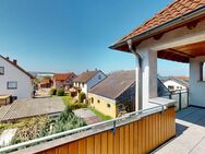 *** Großzügige Dachgeschosswohnung mit großer Bühne, Balkon und TG *** - Erligheim