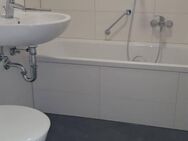 geräumige, renovierte 3-Zi-Whg. in ruhiger Lage mit Balkon - Bad Königshofen (Grabfeld)