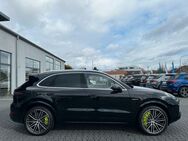 Porsche Cayenne *Turbo*S E-Hybrid*3xTV*360°ACC*HUD*NIGHT* - Hanau (Brüder-Grimm-Stadt)