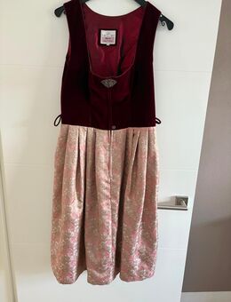 Rubinrotes Samt-Dirndl Marjo „Fenja“ Gr. 40 – wie neu - Postau