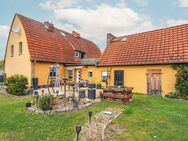 Gepflegte Doppelhaushälfte mit charmantem Garten - provisionsfrei für Käufer - Nauen