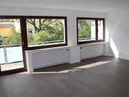 Traumhaftes 1-Raum-Appartement - Saniert - separate Küche mit EBK - Duschbad m. Fenster - großer Balkon - Stellplatz - Mülheim (Ruhr)