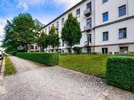 Tolle Altbauwohnung im Dekmal am Hechtpark. Mit EBK, Balkon, Wanne, Parkett, Stellplatz. - Dresden