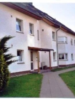 3-Zimmer-Wohnung mit Balkon + Garage - Holle