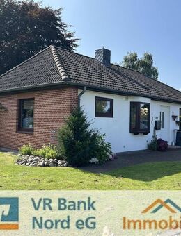 Modernisiertes ebenerdiges Wohnhaus auf schönem Grundstück - Großenwiehe