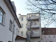 2 Zimmer-Altbau mit Balkon im 2. OG, rechts, Goethestraße 7 - Nauen