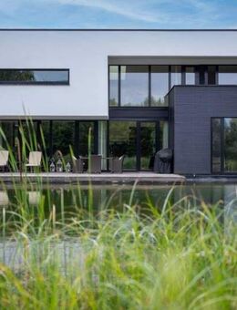 ++ WOHNPARADIES AM SEE ++ Außergewöhnliches Anwesen mit zwei Häusern und privatem Schwimmteich - Eichenzell