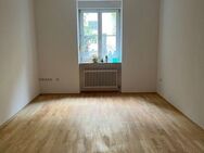 Brück Immobilien - *Gartenwohnung-Altbau* Freie, charmante 2 Zi.-Eigentumswohnung - München