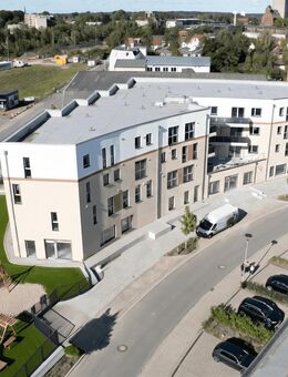 Sorgenfrei leben: 2-Zimmer-Obergeschosswohnung mit Betreuung, Hausservice & Verpflegung - im Herzen von Bad Oldesloe - Bad Oldesloe