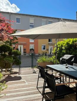 Lage, Lage, Lage ! Top ausgestattetes Studio-RMH mit Dachterrasse in Göggingen -provisionsfrei- - Augsburg
