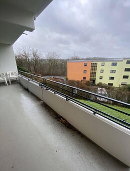 Renovierte Wohnungen mit 2 und 3 Zimmern, KDB - Hamm (Sieg)