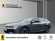 VW Passat Variant, 2.0 TDI R-Line, Jahr 2024 - Luckenwalde