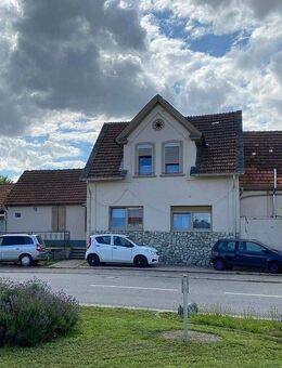 renovierte Erdgeschosswohnung 3 ZKB 90 QM mit Garten und KFZ Stellplatz - Flörsheim-Dalsheim