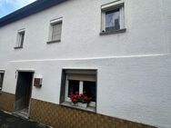 Reihenmittelhaus in Gossmanndorf mit vielseitigem Nutzungspotenzial - Ochsenfurt