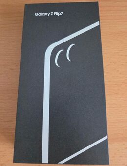 Samsung Galaxy Zflip 7 + Samsung Galaxy Watch Ultra - Kornwestheim
