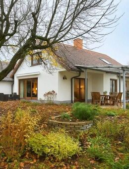 Familienfreundliches EFH in ruhiger Lage: top gepflegt, mit Garten, Kamin, großer Küche und Platz für gutes Wohnen! - Insheim