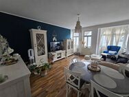 Altbauwohnung mit Balkon und 3 Zimmern! - Waren (Müritz)