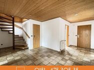 Bezugsfreie, sehr helle 3-Zi.-DG-Wohnung mit großem Balkon und Garage in Wolfsbach - Bayreuth