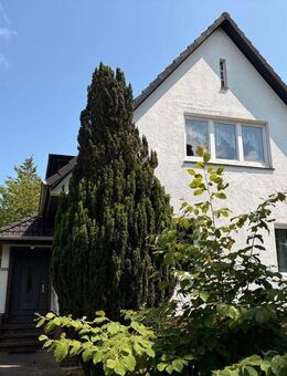 Einfamilienhaus mit viel Platz und Potential auf traumhaftem Grundstück - Natur pur! - Großhansdorf