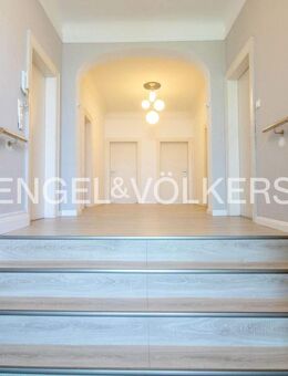 Großzügige und charmante Maisonettewohnung in zentrumsnaher Lage - Verden (Aller)