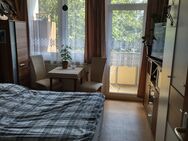 Zimmer vermieten. Suche eine Mitbewohnerin, - Berlin