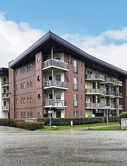 2-Zimmer-Whg. mit zwei Balkonen und Stellplatz. Wohnen in erster Reihe zum Seekanal! - Rostock