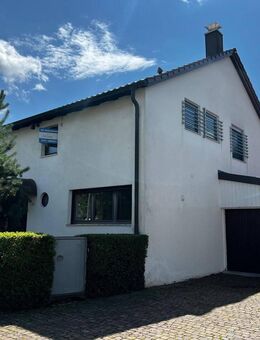 Gelegenheit! Ruhig gelegenes, freistehendes EFH mit Garage im schönen Rüppurrer Märchenviertel - Karlsruhe