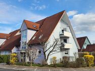 Wunderschön und sehr gemütlich! Lichtdurchflutete 3 ½-Zimmer-Maisonette-ETW in reizvoller Ortsrandlage von Weisendorf - Weisendorf