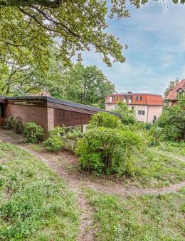 Einfamilienhaus am Erlanger Burgberg - Wohnen in bester Lage mit großem Grundstück ! - Erlangen