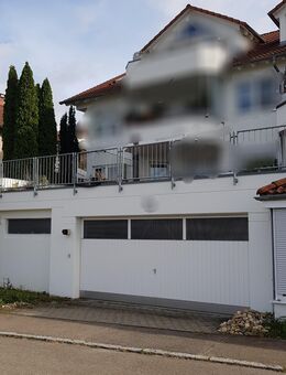 Gepflegte 3,5-Zimmer-Erdgeschosswohnung mit Gartenanteil in Oberboihingen- - Oberboihingen