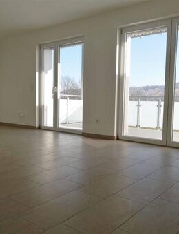 Helle moderne Wohnung mit Balkon in Neuhof - Neuhof (Hessen)